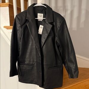Abercrombie & Fitch Women's Black Faux Leather Blazer